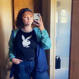 Meet your Posher, Showlyn